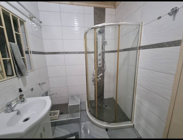 4 BEDROOM HOUSE FOR SALE IN FALCON RIDGE